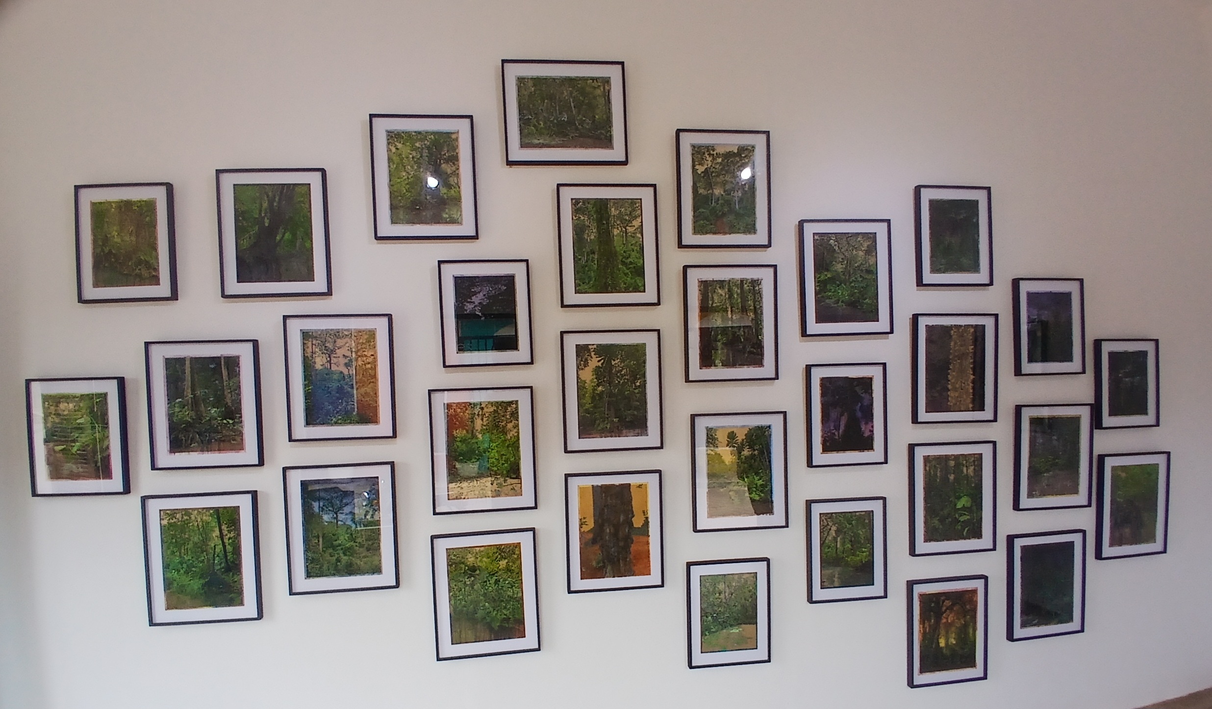 Ouidah : « Le ciel jusqu’aux racines », une riche exposition qui fait le lien entre forêts et vodun